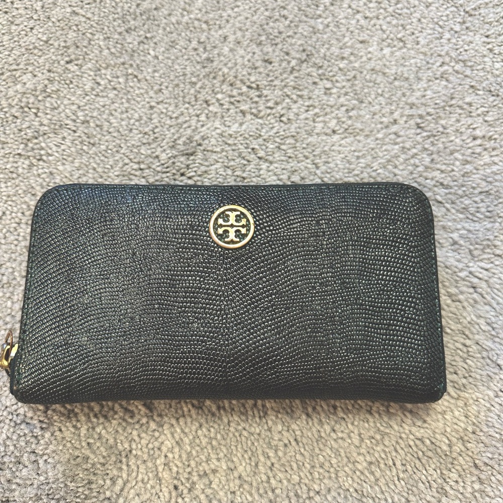 Tory Burch green wallet
